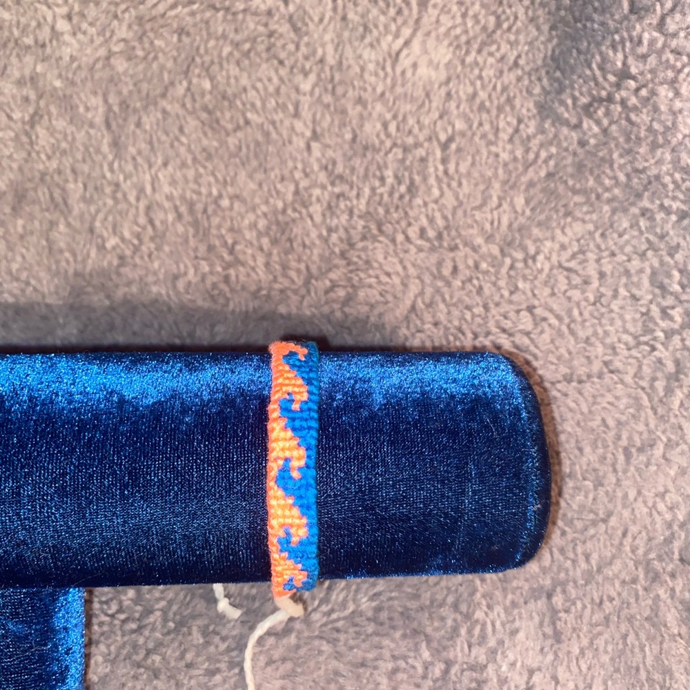 Friendship bracelet - Picture 2 of 2